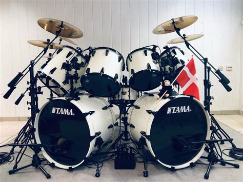 lars ulrich white tama drum kit